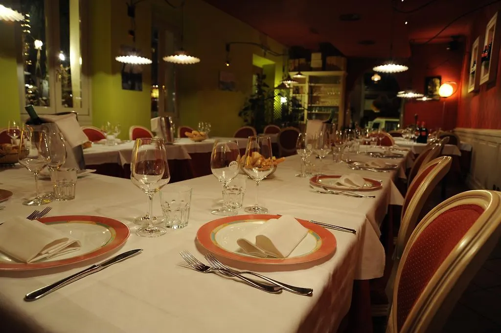Alessi Appartamenti Desenzano del Garda Italien