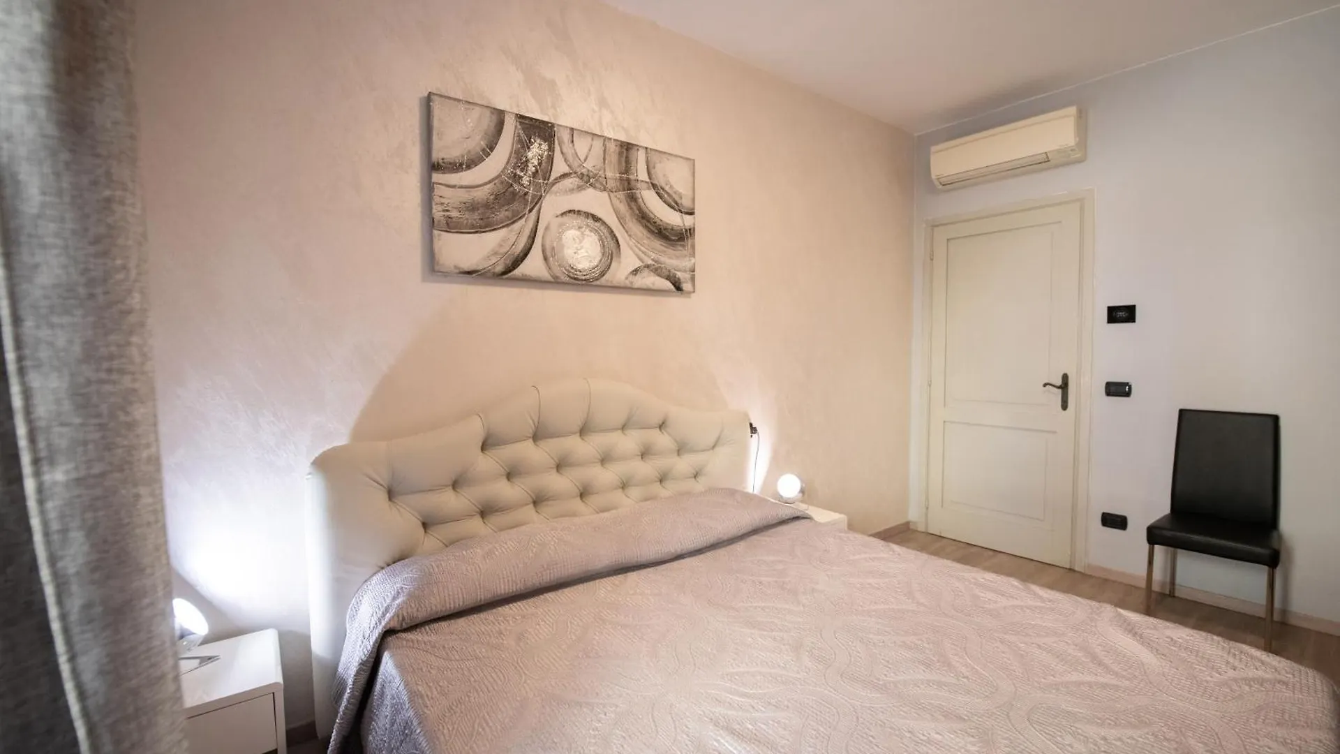 Apartment Alessi Appartamenti Desenzano del Garda