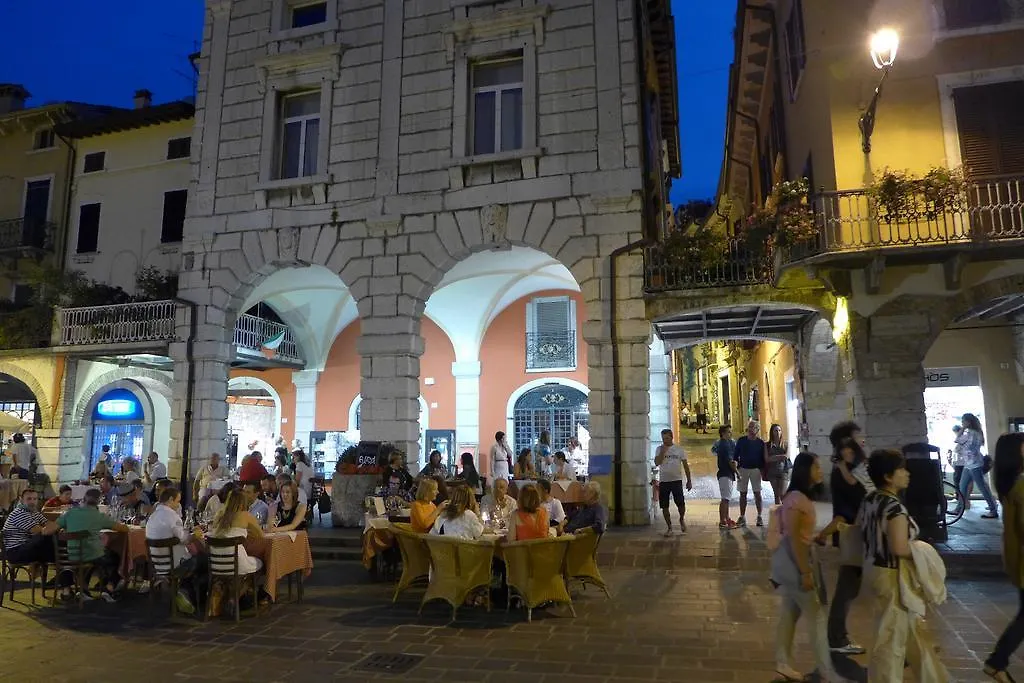 Apartment Alessi Appartamenti Desenzano del Garda